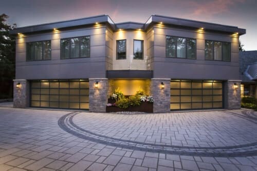 Tips for Choosing a Modern Garage Door for Your Home